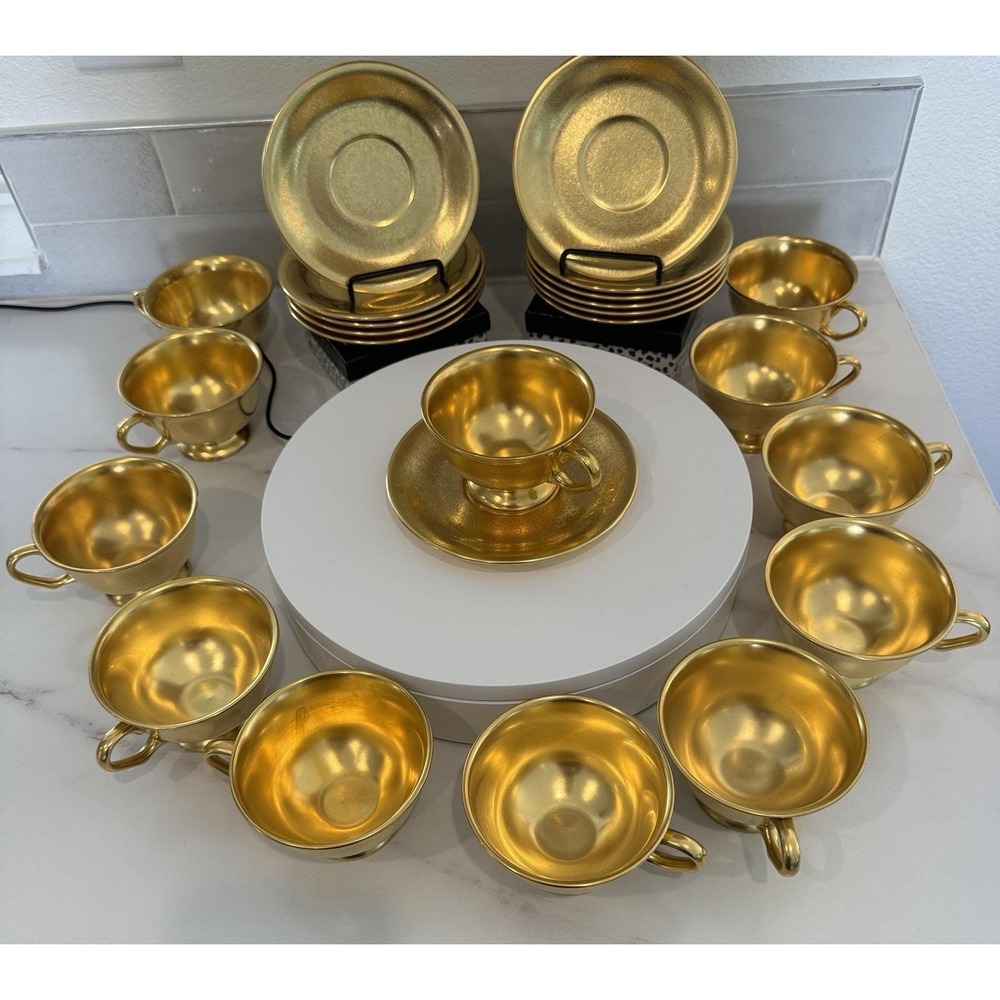 Pickard Pattern 689 Gold Encrusted  Etched Gold Fine China Tea Cups & Saucers 12